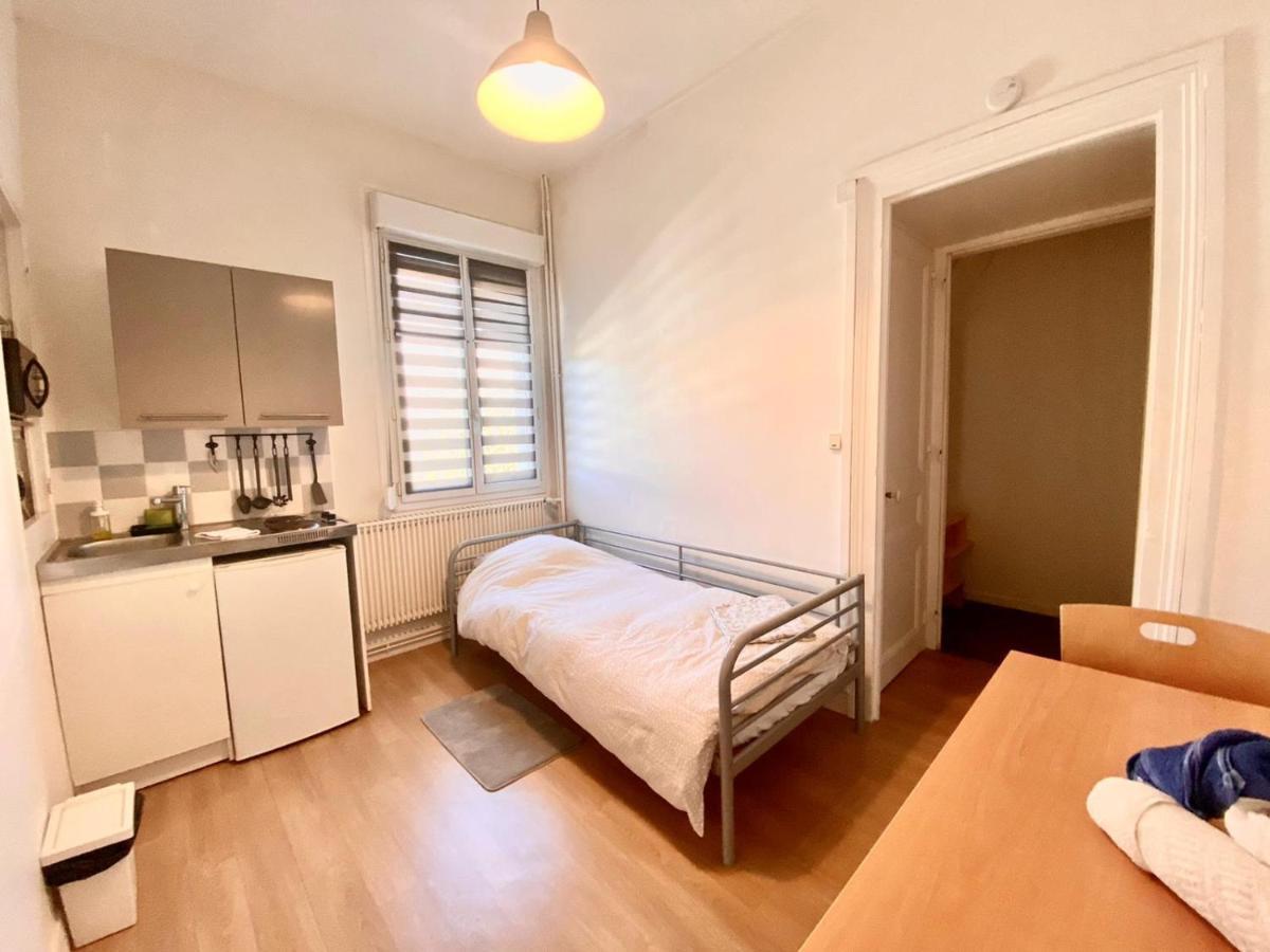 Petit Studio Confortable Pour Une Personne - 038 Rouen Exterior photo
